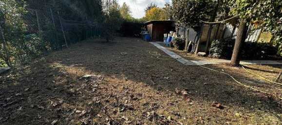 Вилла с 10 комнатами в Кастелларано, Италия № 162749 9