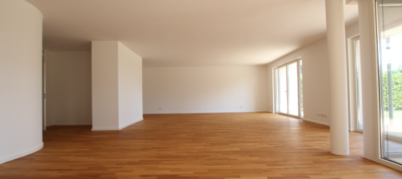 3 bedrooms Apartment in Essen, Germany No. 18110 2