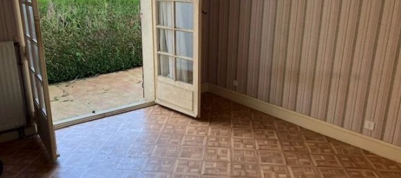 3 bedrooms House in Chanceaux-sur-Choisille, France No. 270359 8