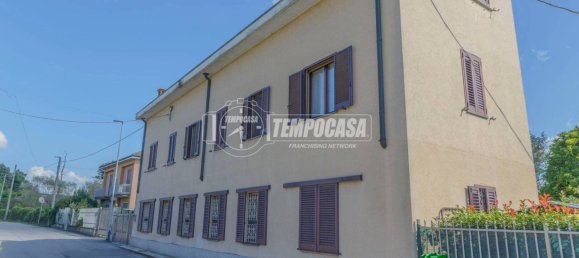 2 غرف نوم شقة في Locate di Triulzi, Italy رقم 380899 12