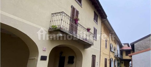1 bedroom Apartment in Orino, Italy No. 266588 2