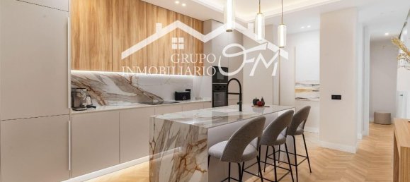 Apartamento de 3 dormitorios en Madrid, Spain No. 125050 3