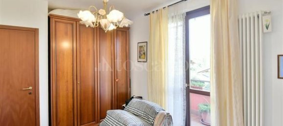 2 rooms Apartment in Fino Mornasco, Italy No. 303435 20
