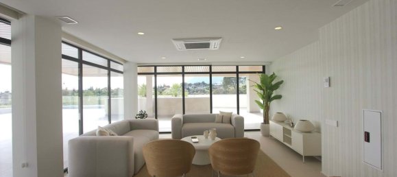 2 chambres Penthouse à Estepona, Spain No. 149119 6