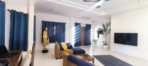 4 bedrooms House in Bang Lamung, Thailand No. 57702 13