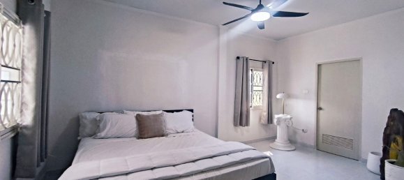 4 bedrooms House in Bang Lamung, Thailand No. 57702 22