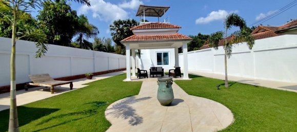 4 bedrooms House in Bang Lamung, Thailand No. 57702 4