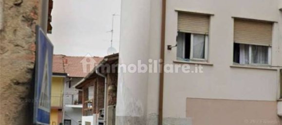 Apartamento T2 em Tradate, Italy N.º 372444 7