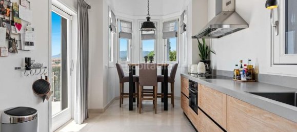 6 bedrooms Villa in Marbella, Spain No. 129878 23