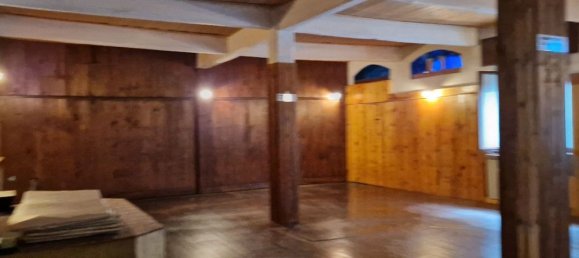 186m² Warehouse in Parabiago, Italy No. 71658 13