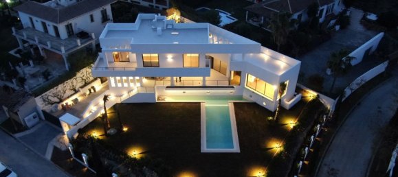 5 غرف نوم فيلا في Benahavis, Spain رقم 2977 3