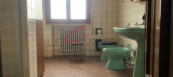 Коммерческая недвижимость с 5 комнатами в Ногара, Италия № 58179 18