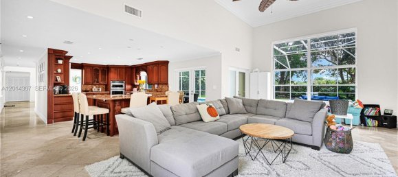 5 chambres villa à vendre à Miami, Miami-Dade, Florida, USA № 615072 25