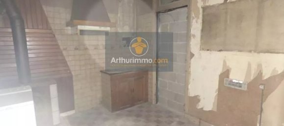 Casa de 3 dormitorios en Sarcelles, France No. 170261 8