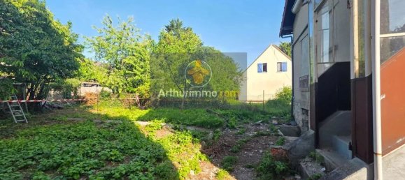 Casa de 3 dormitorios en Sarcelles, France No. 170261 2