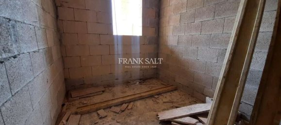 1 bedroom Maisonette in Victoria, Malta No. 867 7