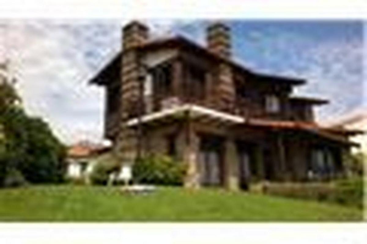 4 bedrooms House in Mar del Plata, Argentina No. 79777