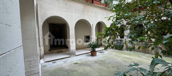 1 bedroom Apartment in Rome, Italy No. 218277 10