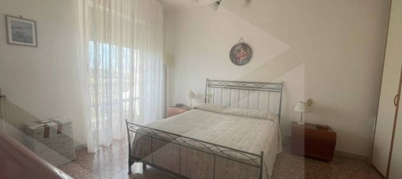 1 bedroom Apartment in Bari, Italy No. 29350 10