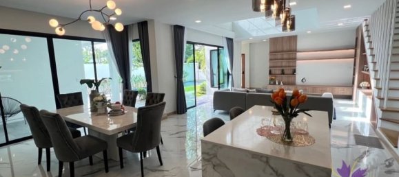 4 bedrooms House in Chiang Mai, Thailand No. 27160 8