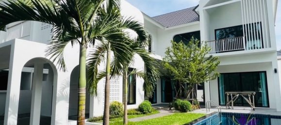 4 bedrooms House in Chiang Mai, Thailand No. 27160 2