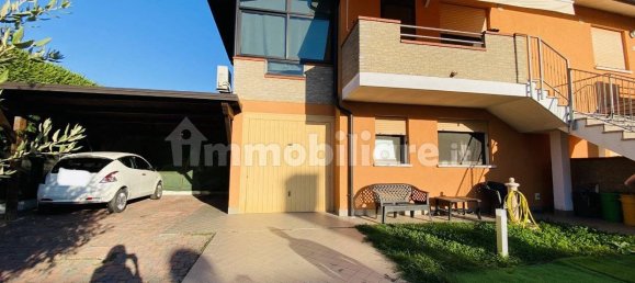 2 bedrooms Apartment in Loreo, Italy No. 85941 2