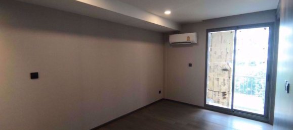 Кондоминиум с 1 спальней в Патхум Ван, Таиланд № 4728 2