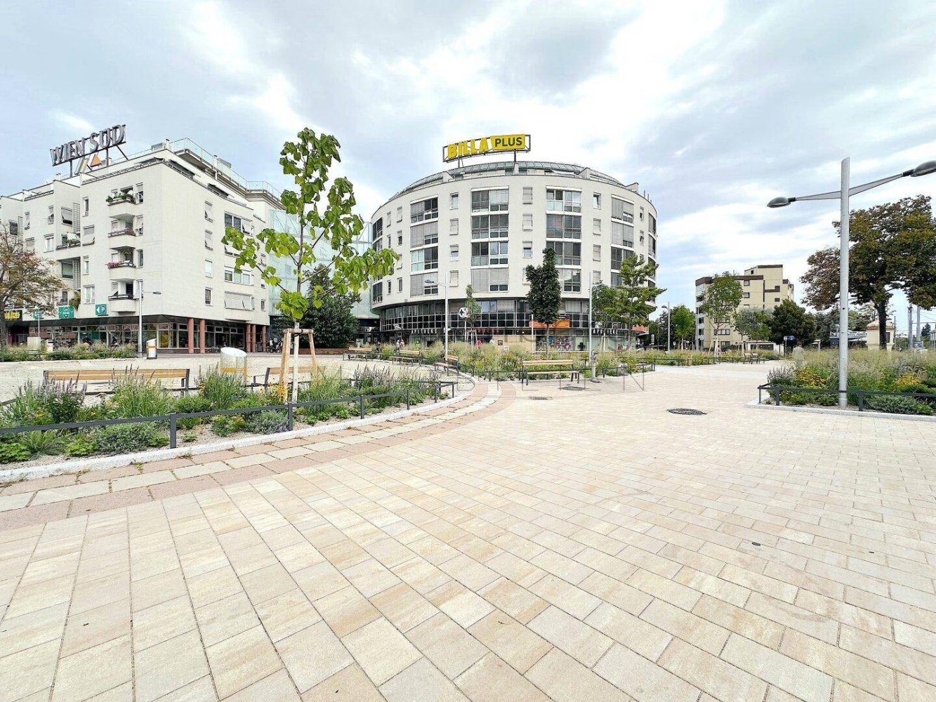 5 rooms Office in Simmering, Austria No. 10875