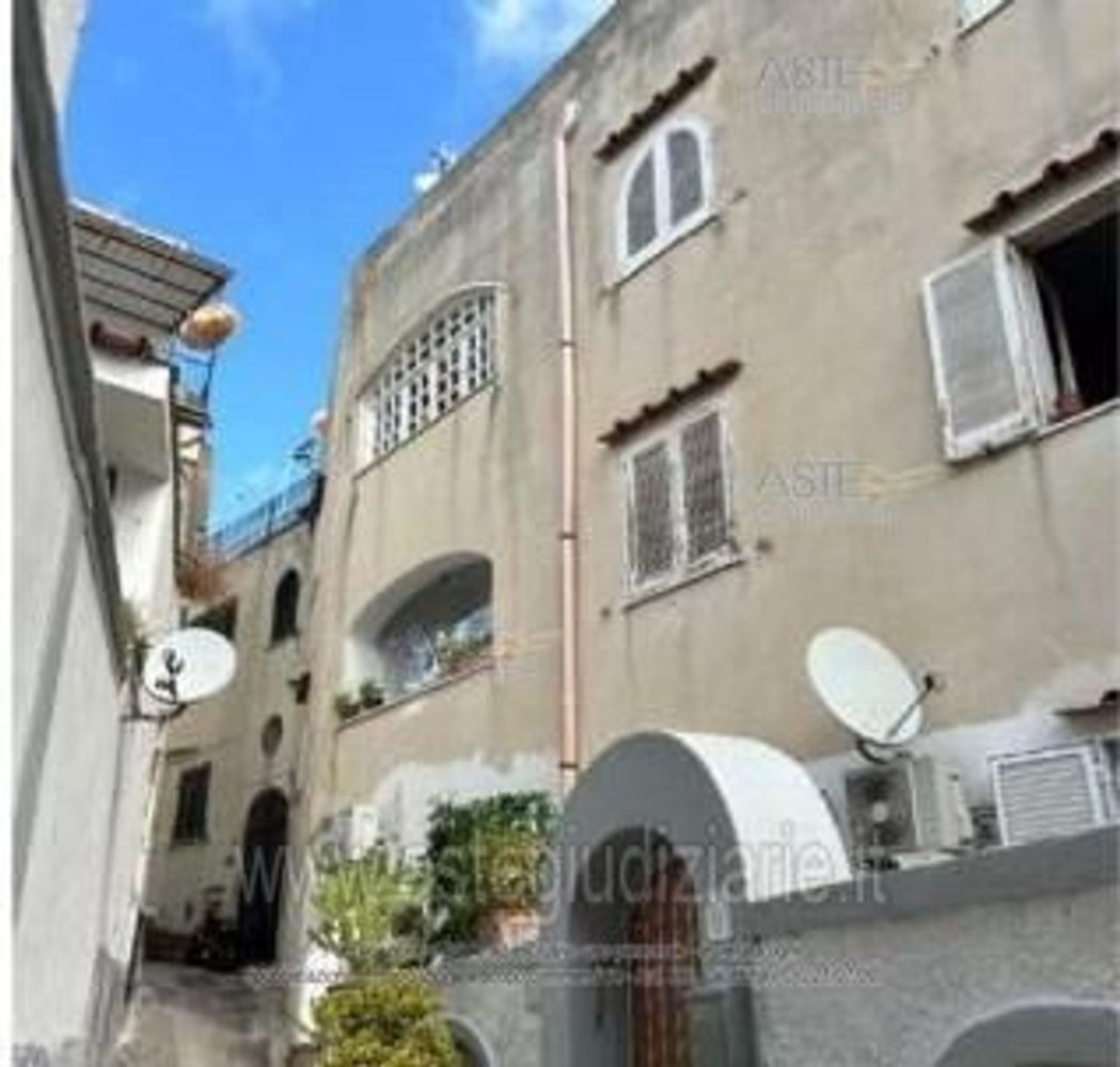 Apartamento de 8 divisões em Forio, Italy N.º 261168