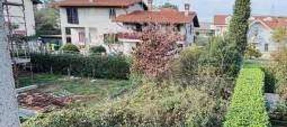 Apartamento de 4 divisões em Besnate, Italy N.º 94206 21