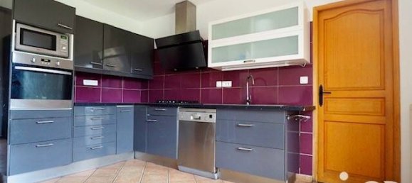 5 bedrooms House in Saint-Jean-de-la-Ruelle, France No. 263704 8