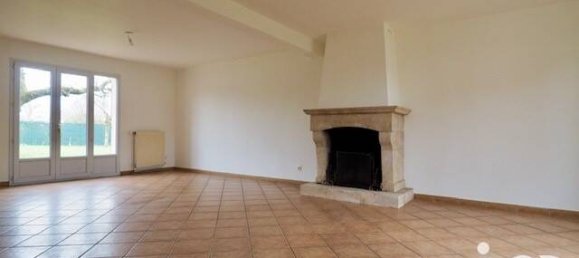 5 bedrooms House in Saint-Jean-de-la-Ruelle, France No. 263704 5