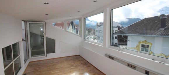 3 bedrooms Penthouse in Reutte, Austria No. 109837 7