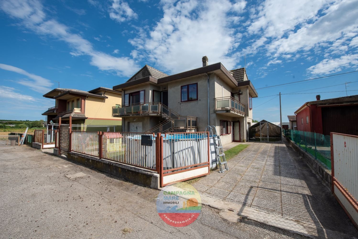 5 bedrooms House in Mesola, Italy No. 343097