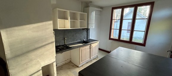 2 bedrooms House in Orleans, France No. 80501 4