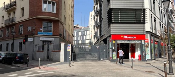  Garage in Madrid, Spain No. 116967 9