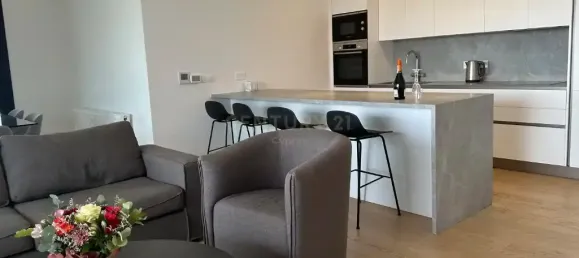 3 bedrooms Penthouse in Mesa Geitonia, Cyprus No. 5411 6