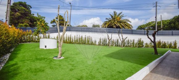 5 bedrooms House in Rio de Mouro, Portugal No. 40057 4