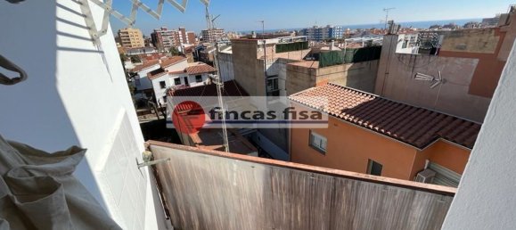 3 Schlafzimmer Wohnung in Premia De Mar, Spain, Nr. 143322 5