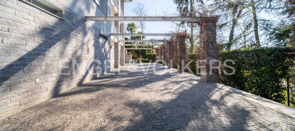 4 Schlafzimmer Villa in Tradate, Italy, Nr. 131076 25