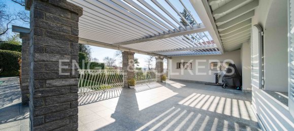 4 Schlafzimmer Villa in Tradate, Italy, Nr. 131076 23