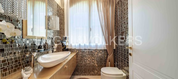 4 Schlafzimmer Villa in Tradate, Italy, Nr. 131076 9