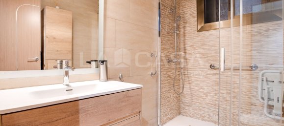 Квартира с 2 спальнями в Бадалона, Испания № 47285 24