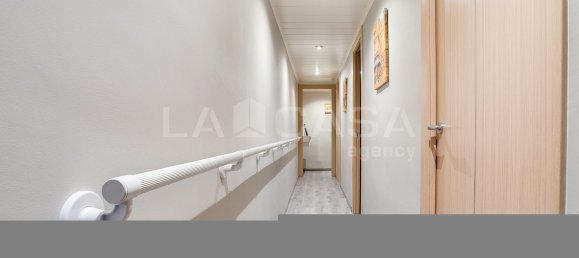 Квартира с 2 спальнями в Бадалона, Испания № 47285 25