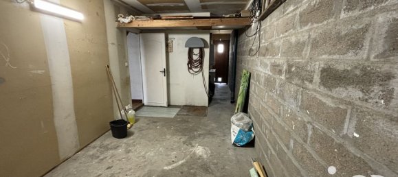 3 bedrooms House in Chartres, France No. 40027 3