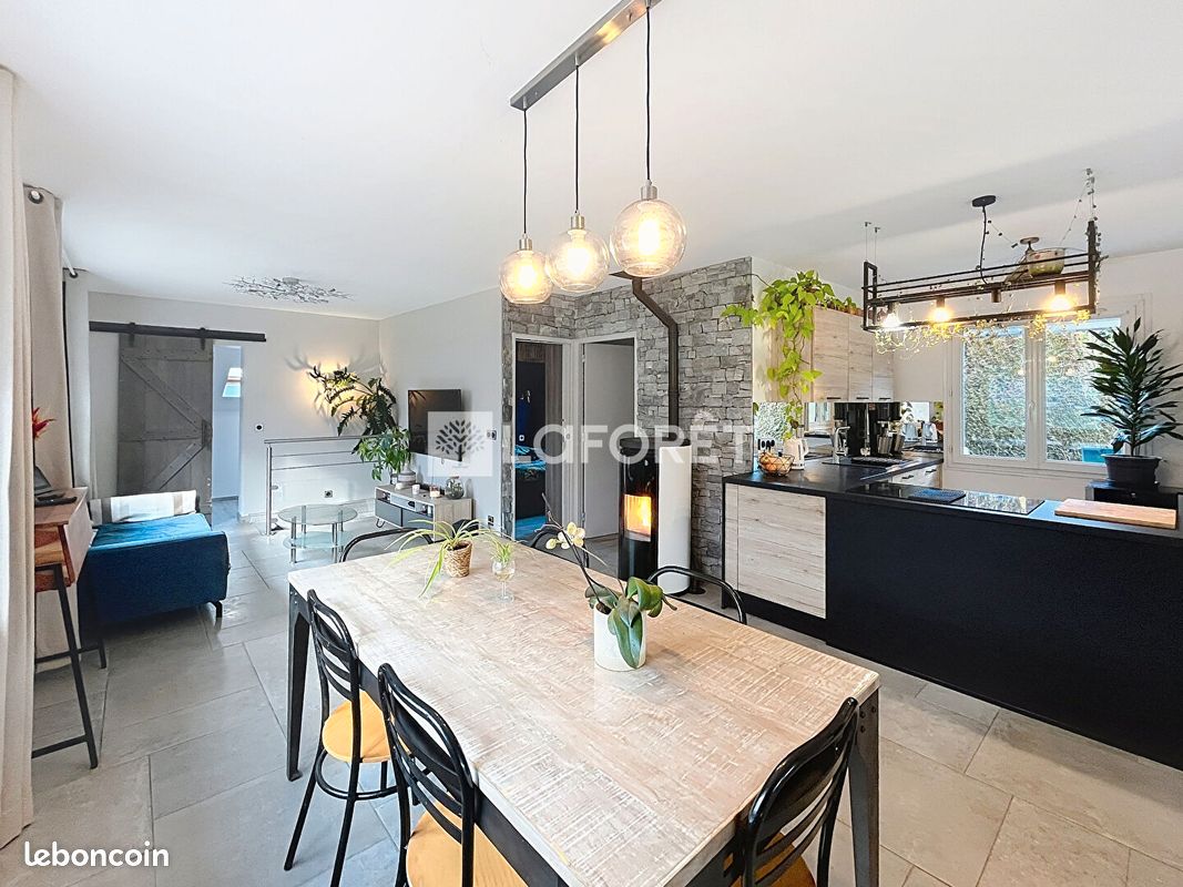 2 bedrooms House in Moye, France No. 258633