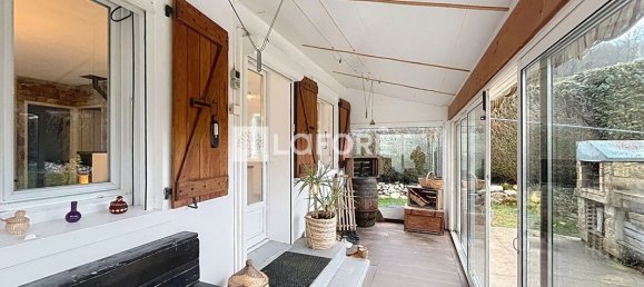 2 bedrooms House in Moye, France No. 258633 4