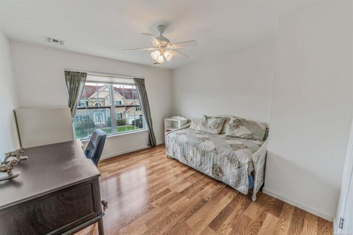 4 bedrooms House in Mount Sinai, USA No. 409326