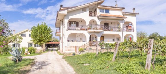 Apartamento de 5 divisões em Guidonia Montecelio, Italy N.º 4773 29