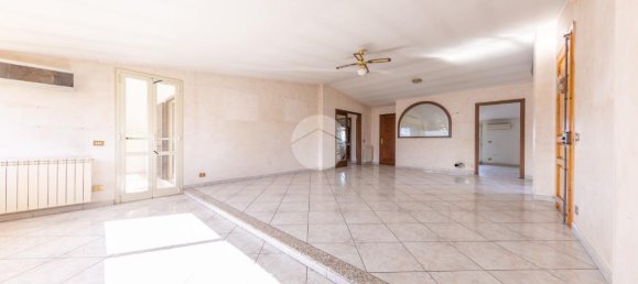 Apartamento de 5 divisões em Guidonia Montecelio, Italy N.º 4773 14